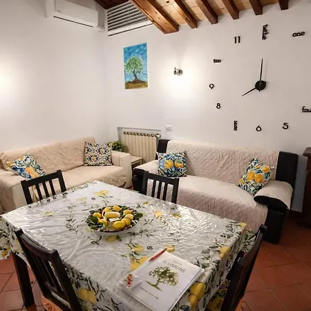 Casetta Il Limone - San Filippo - Gemelli Apartament Rzym